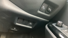 Toyota C-HR 1.8 Hybrid Design 5dr CVT Hybrid Hatchback